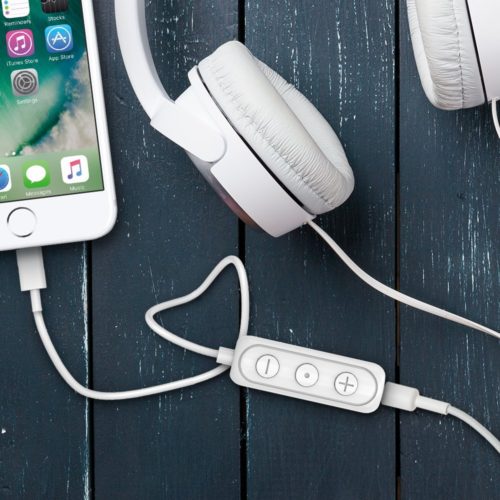 HIFI LIGHTNING ADAPTER – LIGHTNING TO 3.5MM [APPLE MFI CERTIFIED]