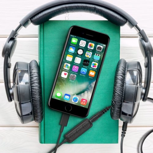 HIFI LIGHTNING ADAPTER – LIGHTNING TO 3.5MM [APPLE MFI CERTIFIED]